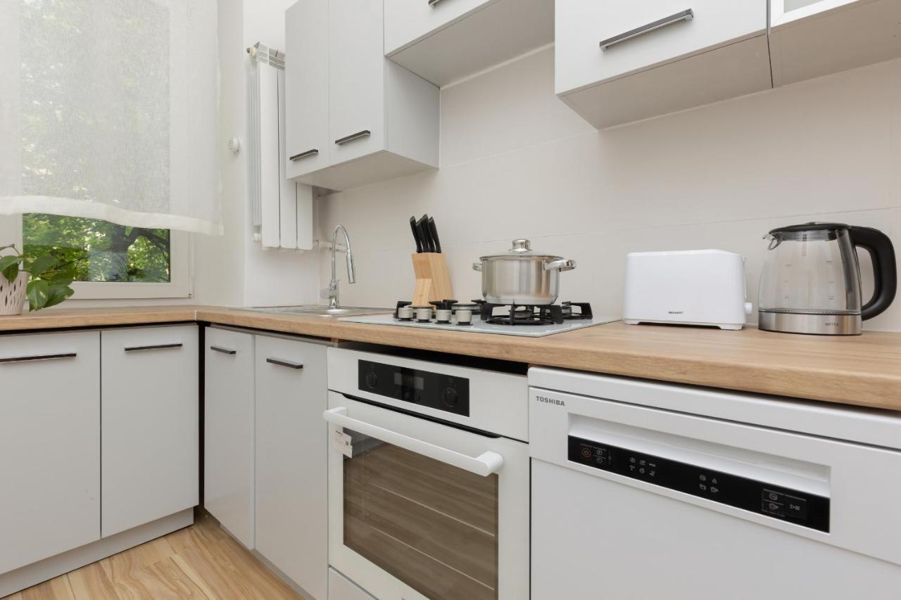 ורשה Bright Apartment Wola Near Metro Station By Noclegi Renters מראה חיצוני תמונה