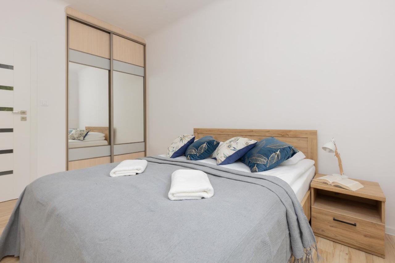 ורשה Bright Apartment Wola Near Metro Station By Noclegi Renters מראה חיצוני תמונה